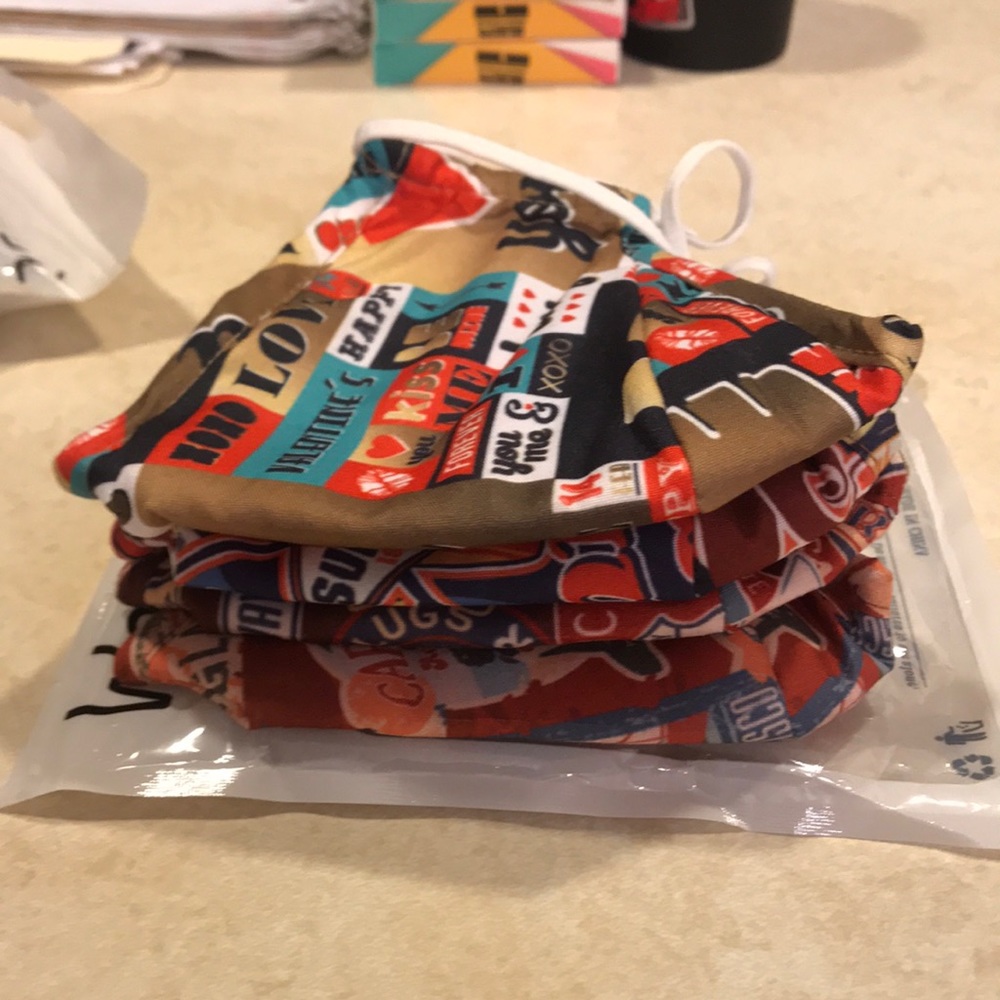 NEW $13 Woplagyreat Unisex 3-pk  Fashion masks